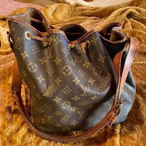 Vintage 1980’s Louis Vuitton Bucket Bag/ Boho